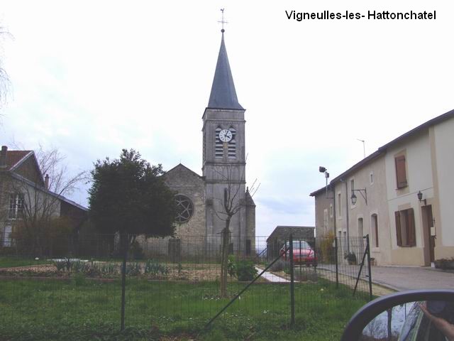 Vigneulles-les-HattonchA_10309_L-eglise-de-Hattonchatel